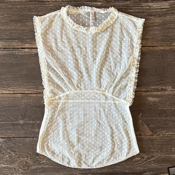 Free People Tops - Free People Sleeveless Lace Ruffle Top